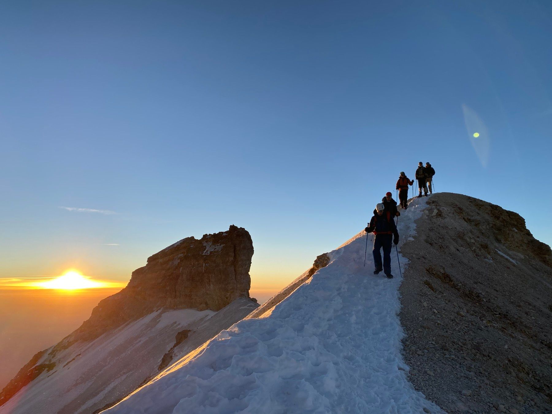 Climbers on top of Iztaccihuatl (5230m), Mexico