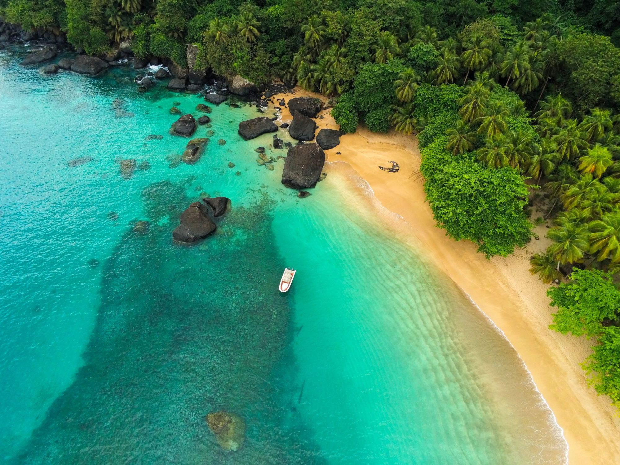 The stunning Praia das Bananas in Príncipe. Photo: Shutterstock.
