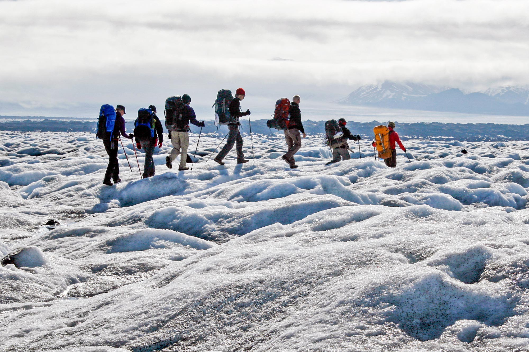 Crossing the Skeiðarárjökull glacier. Photo: Icelandic Mountain Guides