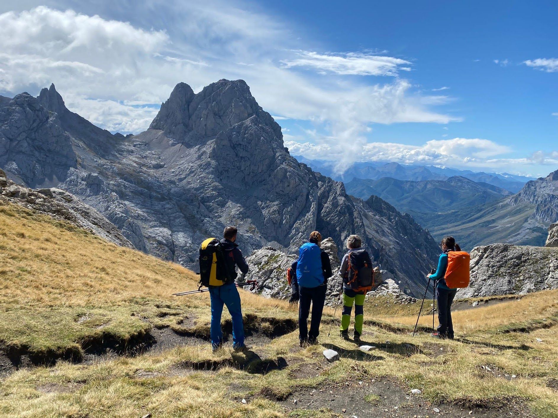 The jagged peaks of the Picos de Europa. Photo: Rumbo a Picos.