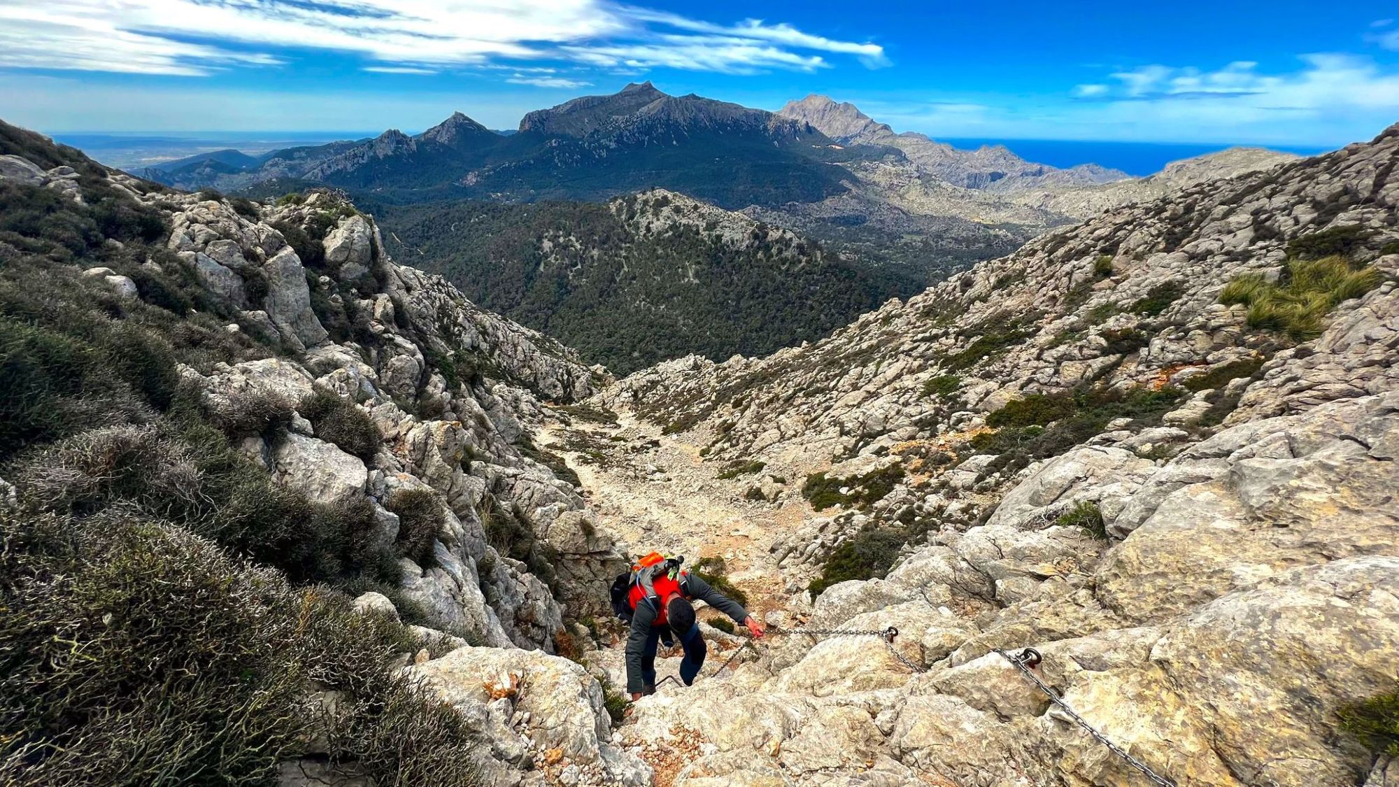 Climbing the peaks of the Serra de Tramuntana mountain range which provides the backbone of Mallorca. Photo: José Miguel Real