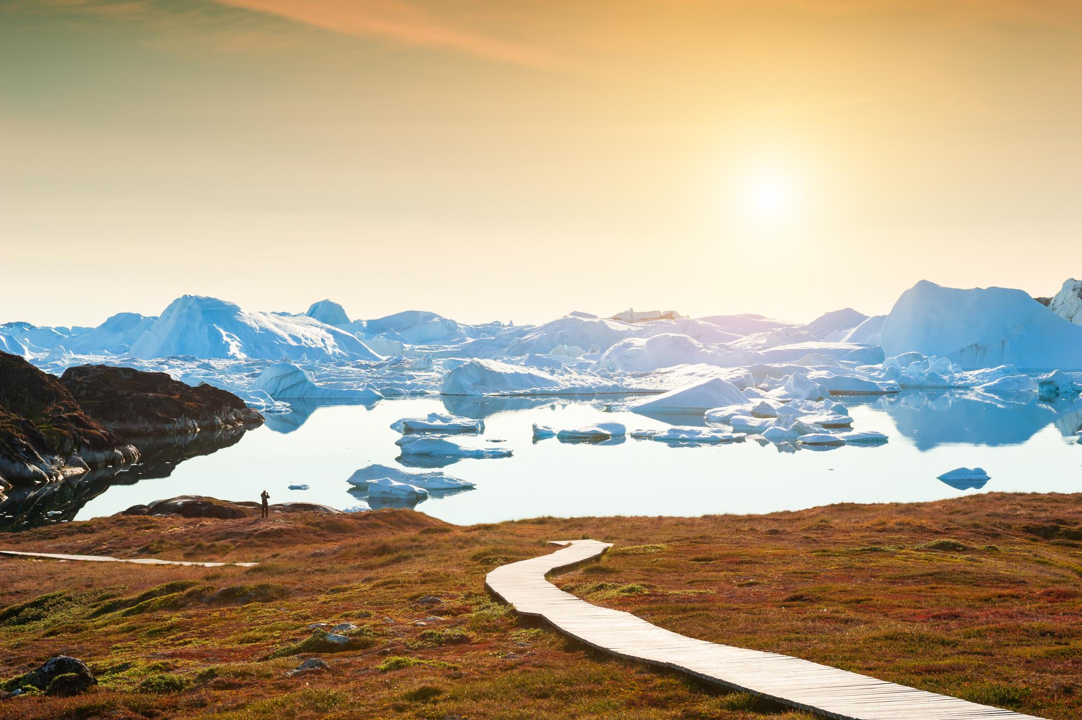 The boardwalk at Illulisat leading to Sermermiut. Photo: Getty.