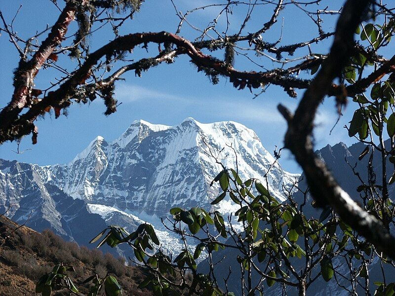 Mera Peak seen from Zatra La.