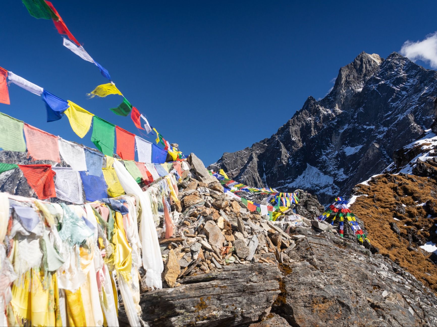 Zwarta La pass near Lukla, Nepal. Photo: Getty.