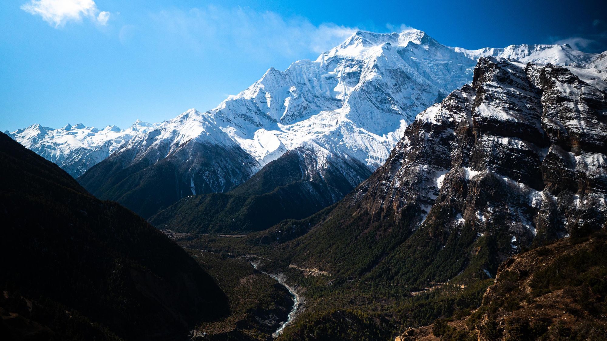 Snowy, massive mountains are a regular sighting on the Annapurna Circuit. Photo: Josh Edwards