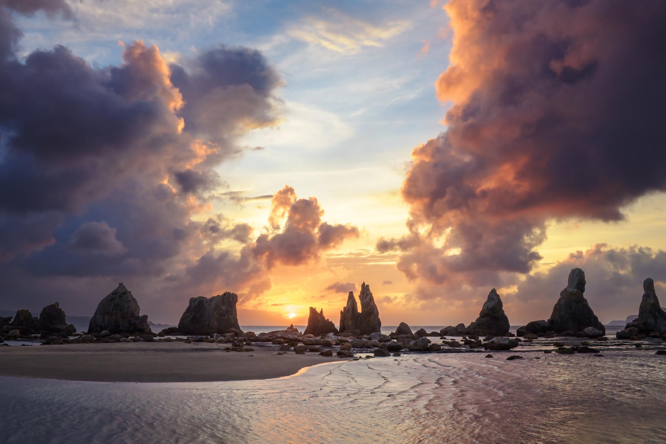 Hashigui-iwa rocks at Kushimoto, Japan's Kii Peninsula