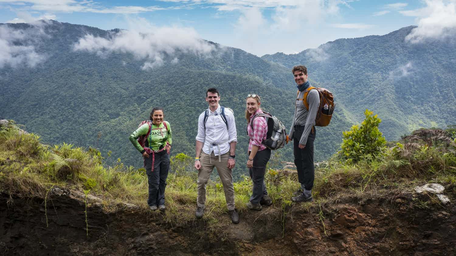 Hikers in the Samana Watershed. Photo: Expedition Colombia.