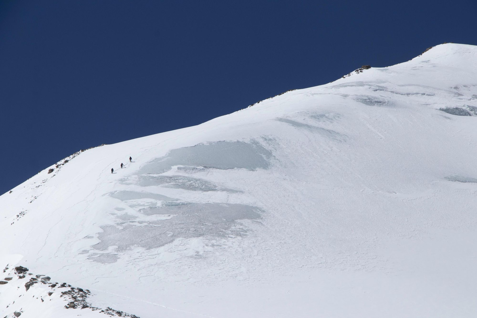 Climbing to the summit of UT Kangri. Photo: Majestic Ladakh.