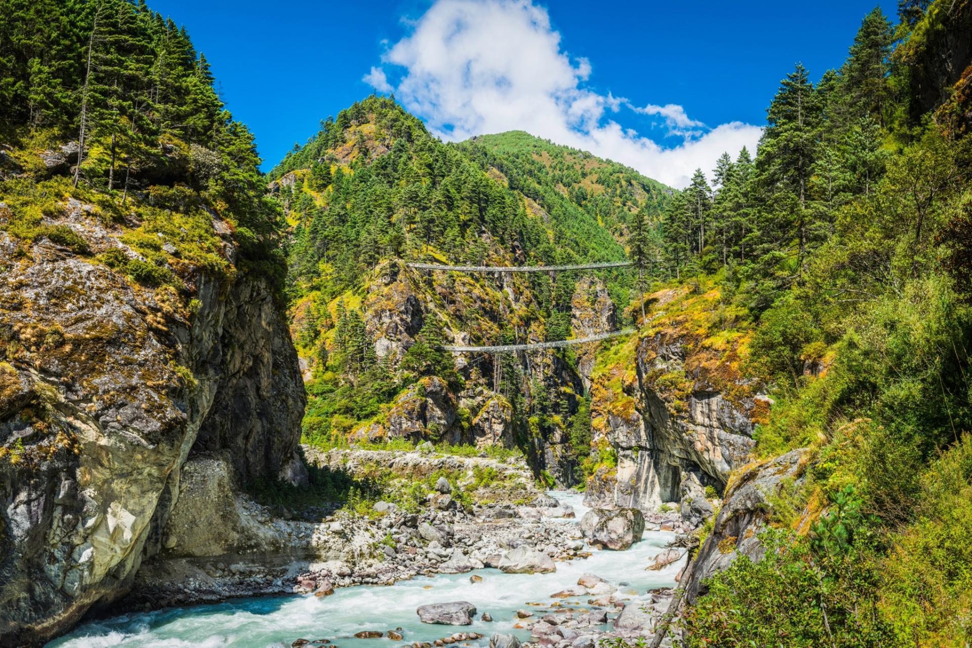 Suspension bridges on the way to Lukla. Photo: Getty.