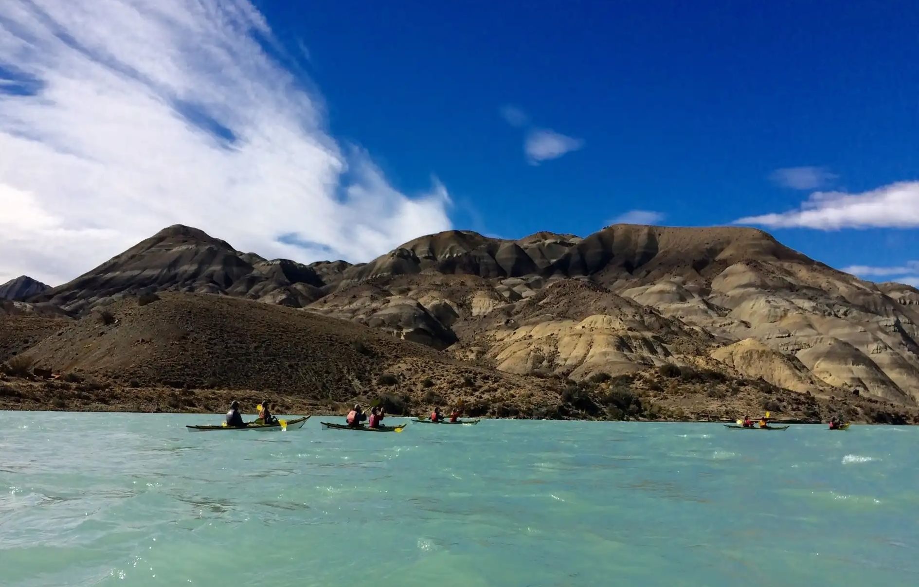 Kayaking on La Leona River in Patagonia. Photo: Say Hueque.