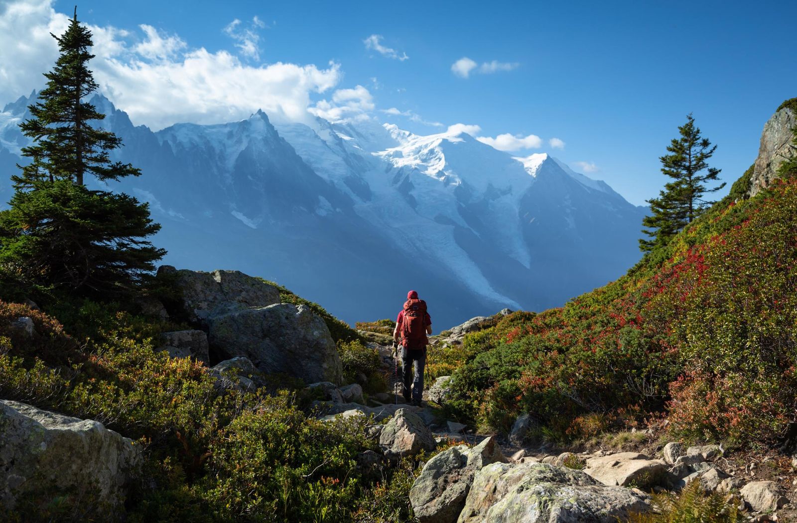 Hiking the TMB. Photo: Getty.