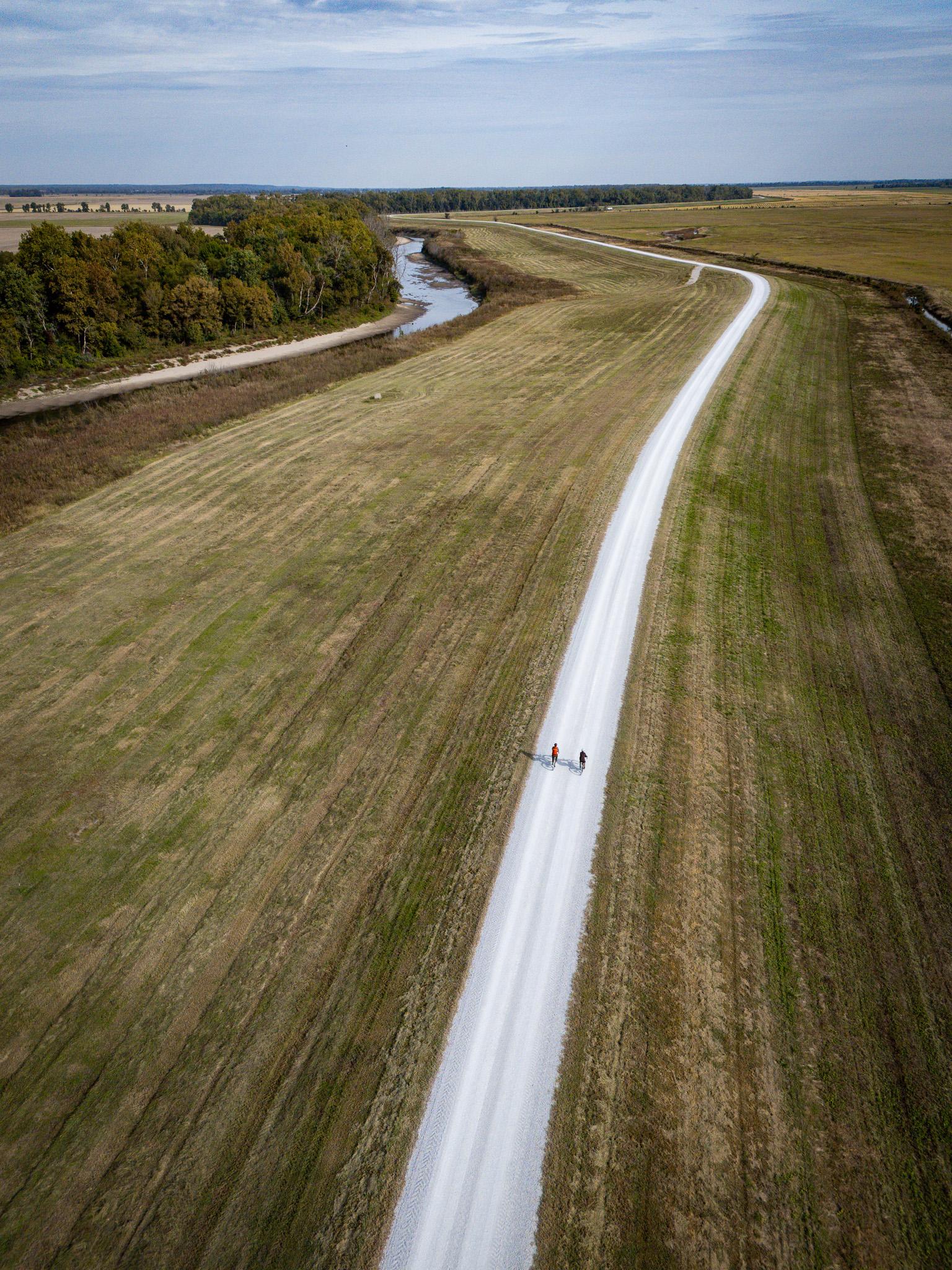 Stitz and co riding the flatlands of the Arkansas Delta. Photo: Markus Stitz
