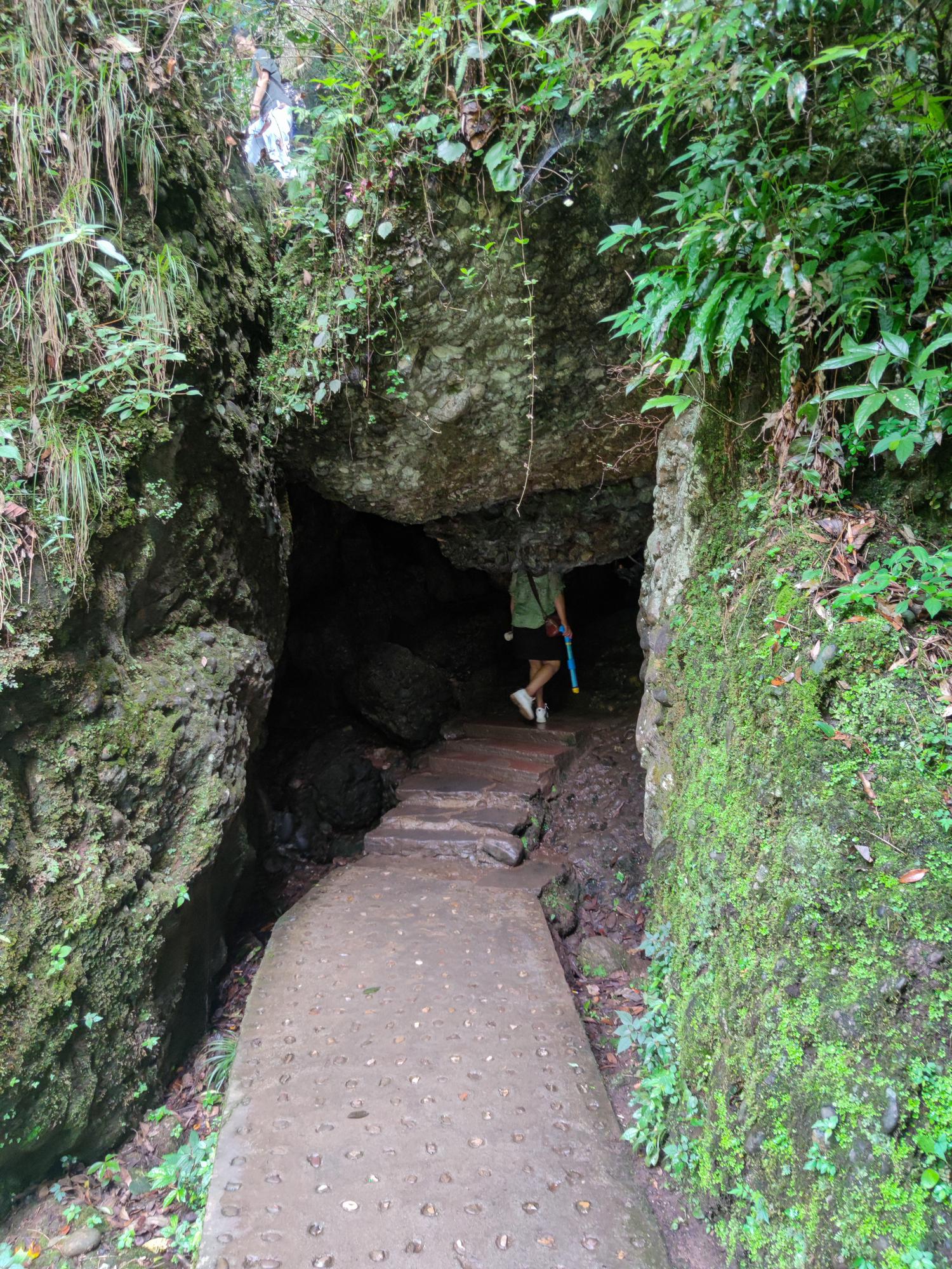 A cave entrance on the Mount Qingcheng walk. Photo: Getty