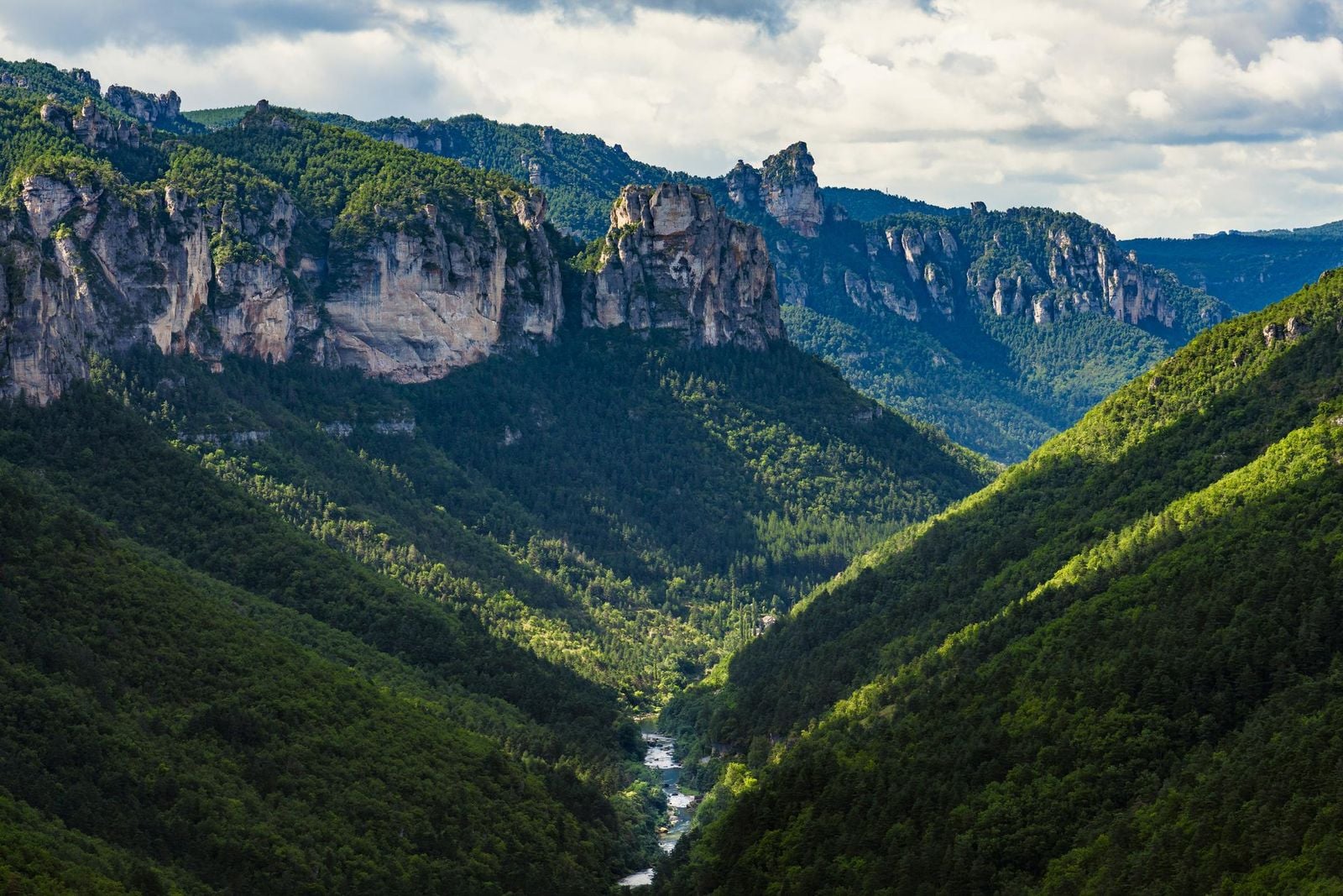 Tarn Rivière 10 of the Best Hikes in France