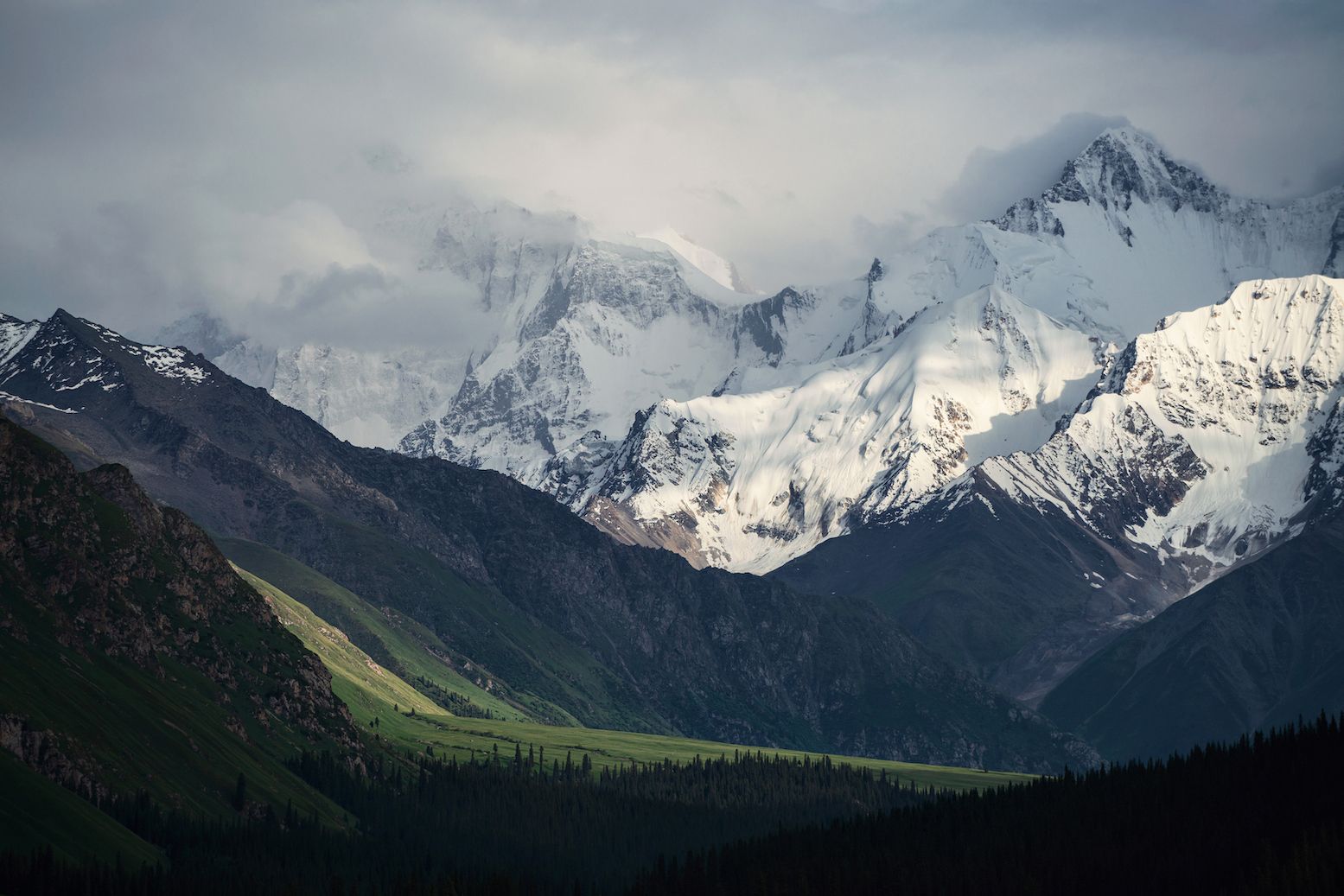 5 of the Best Hikes in Kyrgyzstan’s Tian Shan Mountains