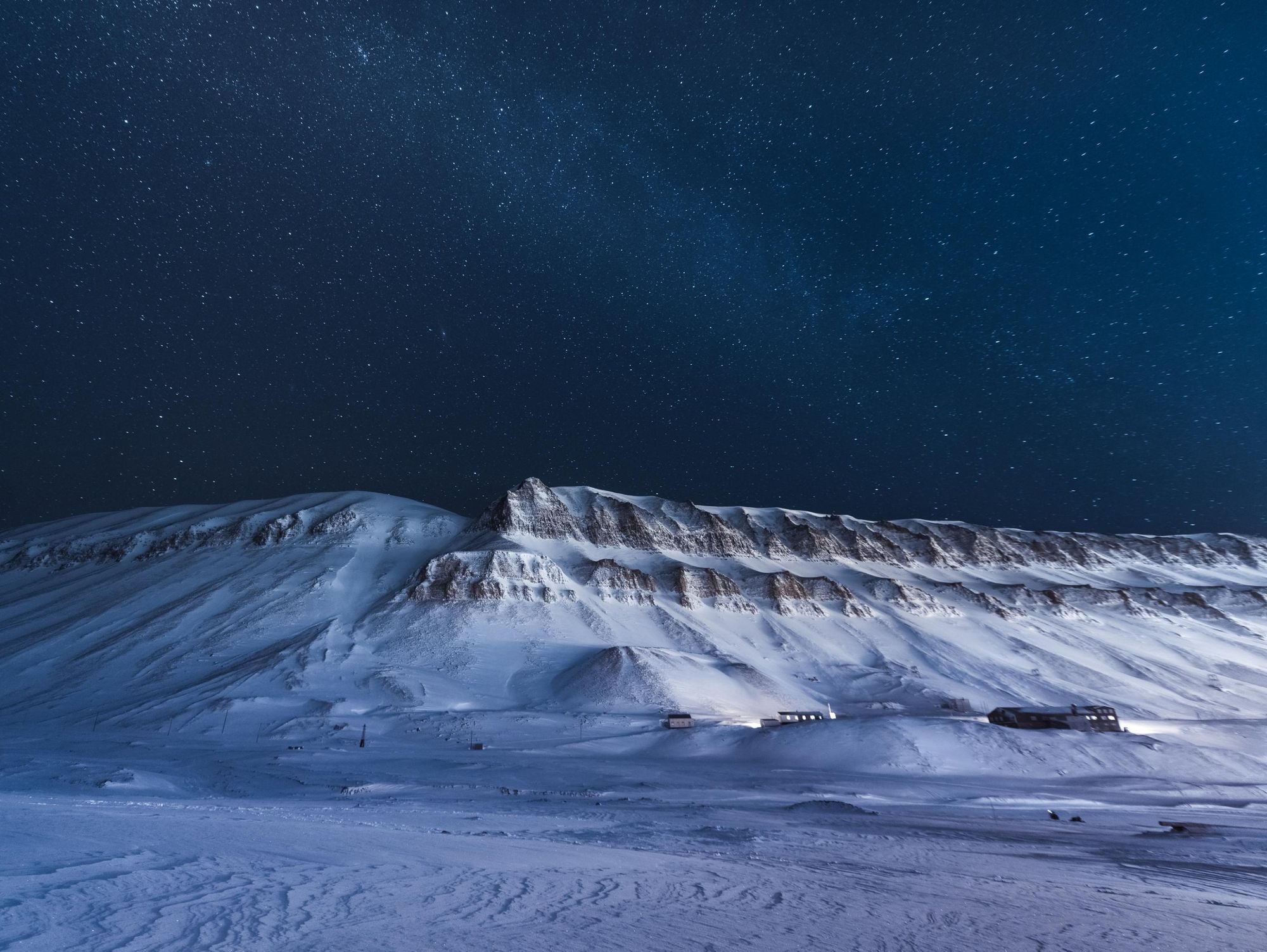 What's it Like to Visit Svalbard During the Polar Night?