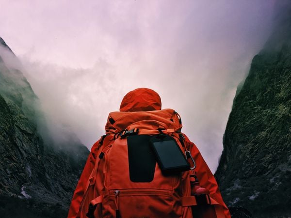 Packing for Hiking: 35 Hiking Essentials