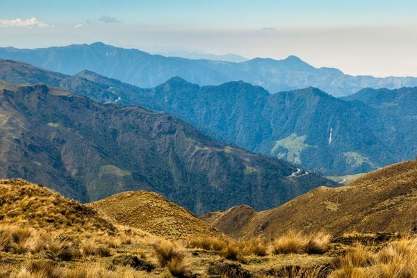 How to Cross the Andes Mountains: The Spine of South America