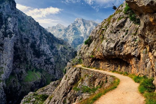 15 of the Best Day Hikes in Europe